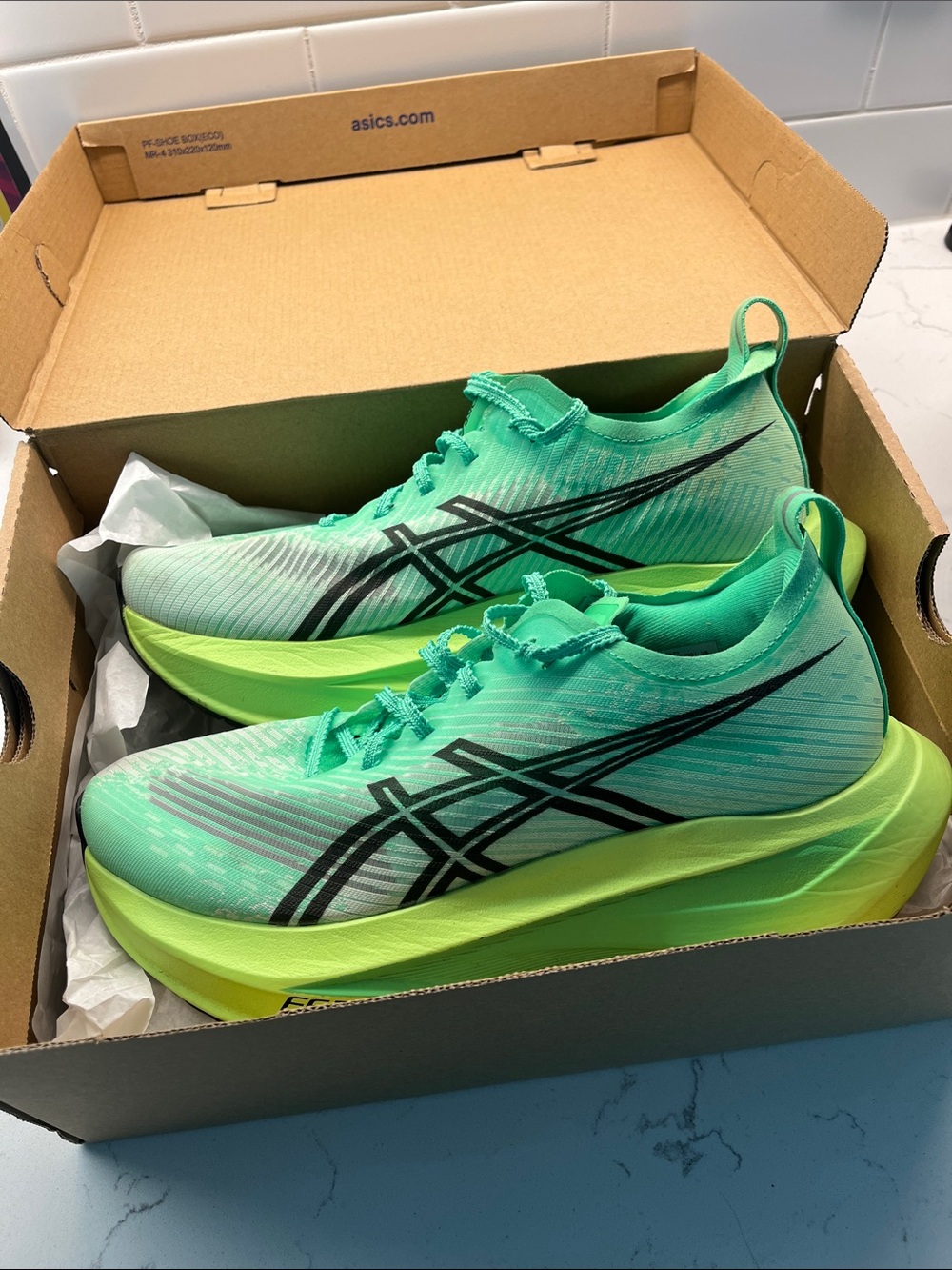 Asics Megablasts